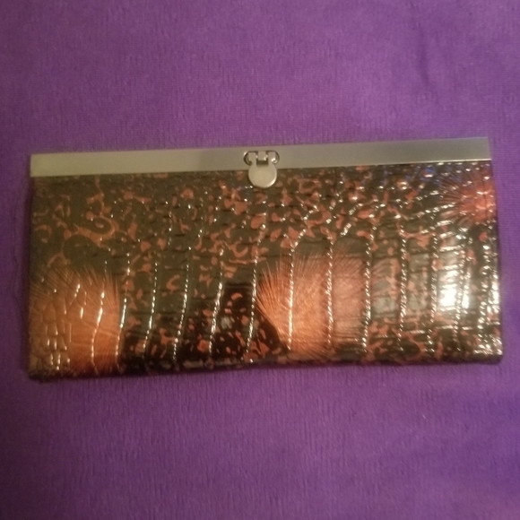 SOLD...NWOT Wallet - Picture 1 of 3
